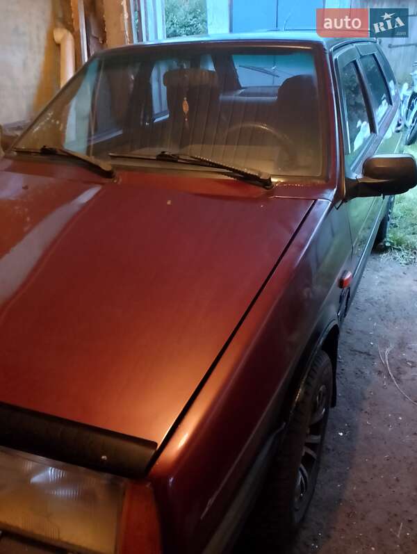 Седан ВАЗ / Lada 1500 GL 1990 в Чернігові