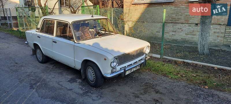Седан ВАЗ / Lada 2101 1977 в Киеве