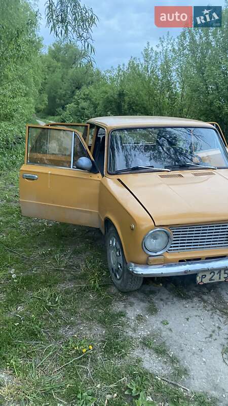 Седан ВАЗ / Lada 2101 1983 в Подволочиске