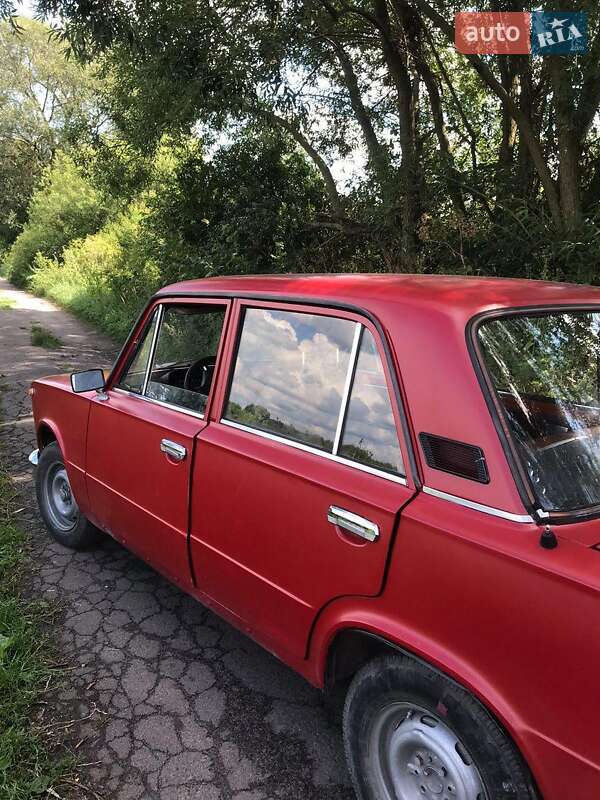 Седан ВАЗ / Lada 2101 1983 в Славуте
