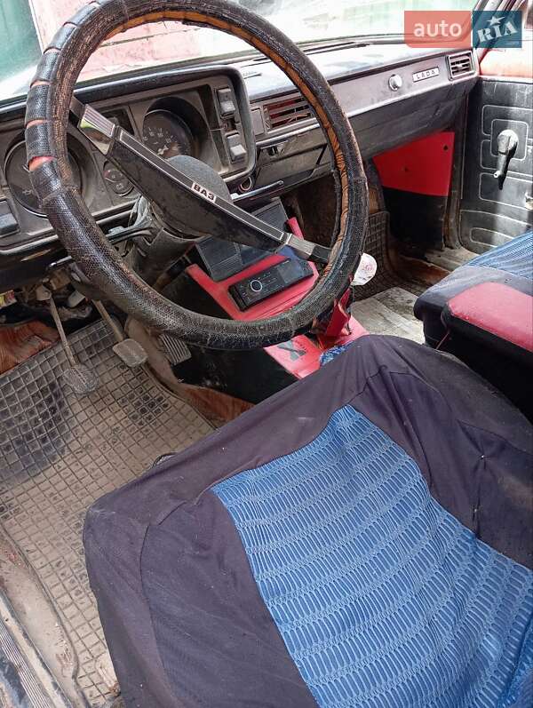Седан ВАЗ / Lada 2101 1975 в Бару фото Седан ВАЗ / Lada 2101 1975 в Бару