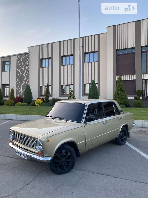 Седан ВАЗ / Lada 2101 1988 в Запоріжжі
