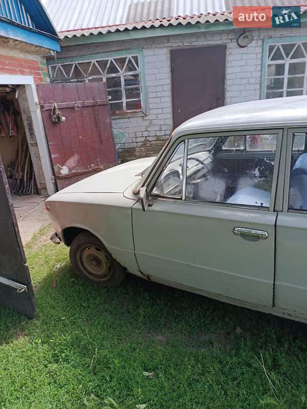Седан ВАЗ / Lada 2101 1973 в Кременчуці фото 7 Седан ВАЗ / Lada 2101 1973 в Кременчуці
