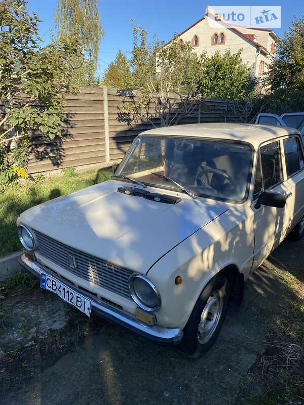 Седан ВАЗ / Lada 2101 1982 в Чернигове