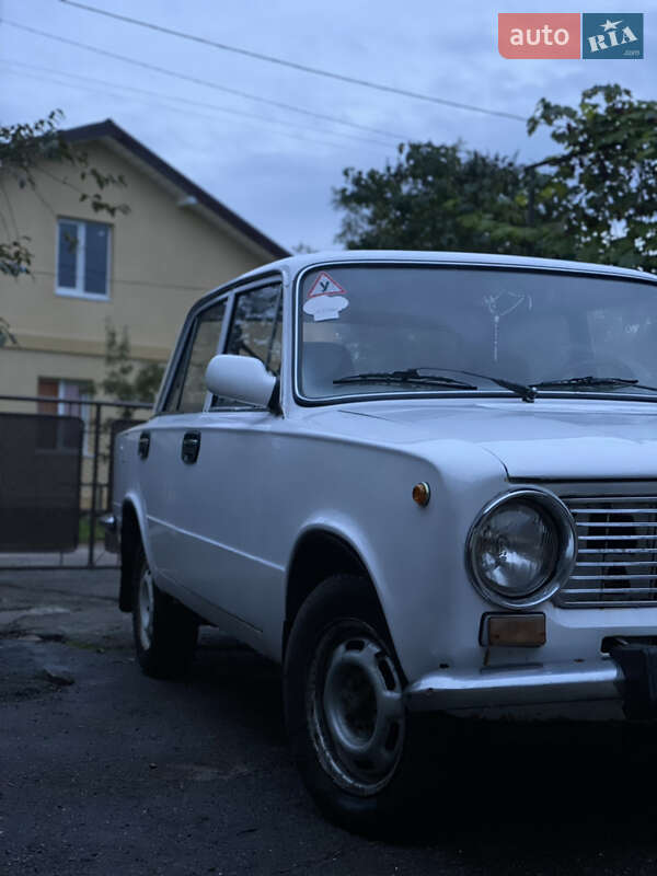 Седан ВАЗ / Lada 2101 1976 в Кам'янці-Бузькій