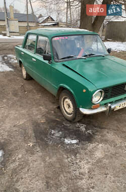 Седан ВАЗ / Lada 2101 1976 в Киеве