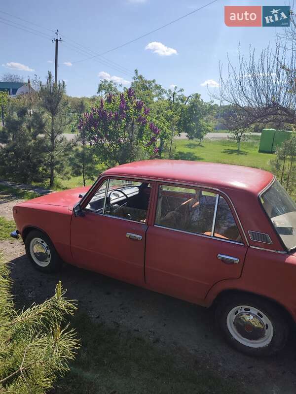 Седан ВАЗ / Lada 2101 1975 в Козелеці