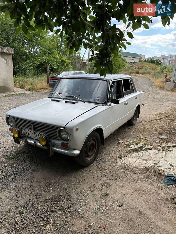 Седан ВАЗ / Lada 2101 1975 в Черноморске