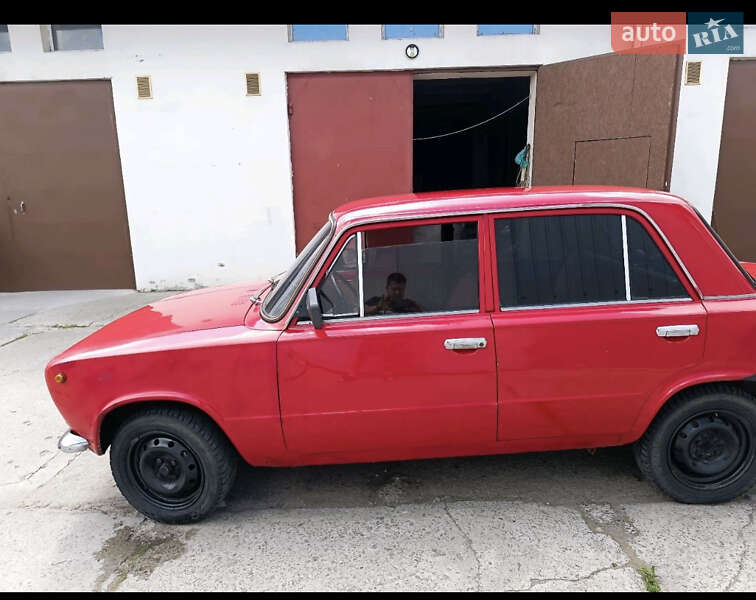 Седан ВАЗ / Lada 2101 1980 в Луцке