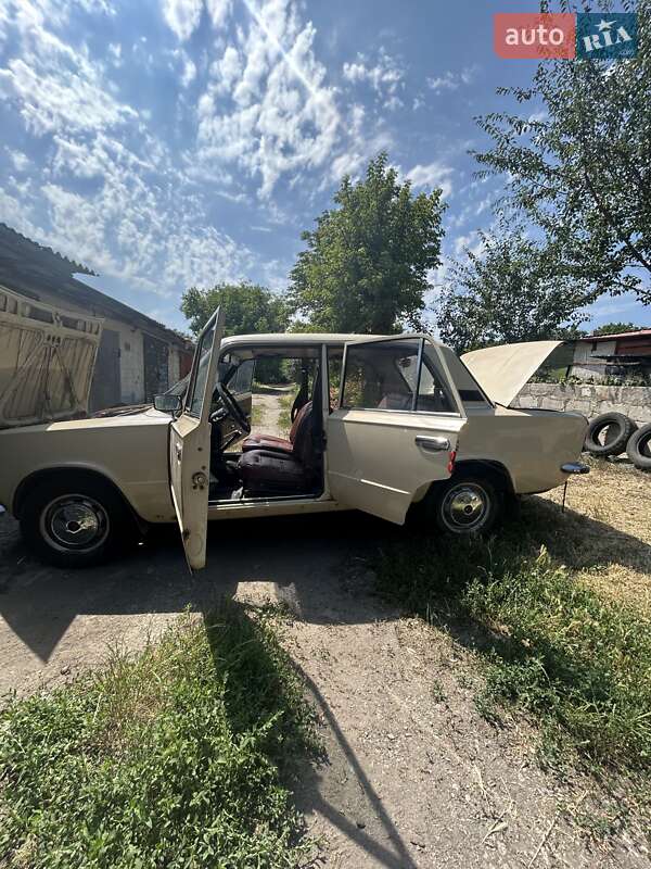 Седан ВАЗ / Lada 2101 1985 в Жовтих Водах