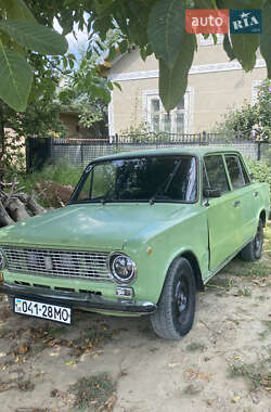 Седан ВАЗ 2101 1984 в Черновцах