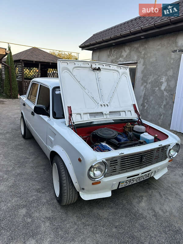 Седан ВАЗ / Lada 2101 1975 в Галициновому фото 7 Седан ВАЗ / Lada 2101 1975 в Галициновому