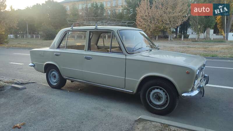 Седан ВАЗ / Lada 2101 1974 в Днепре фото 3 Седан ВАЗ / Lada 2101 1974 в Днепре