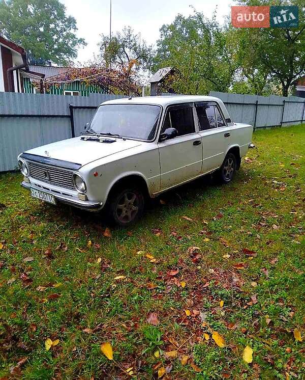 Седан ВАЗ / Lada 2101 1987 в Сторожинце фото 3 Седан ВАЗ / Lada 2101 1987 в Сторожинце