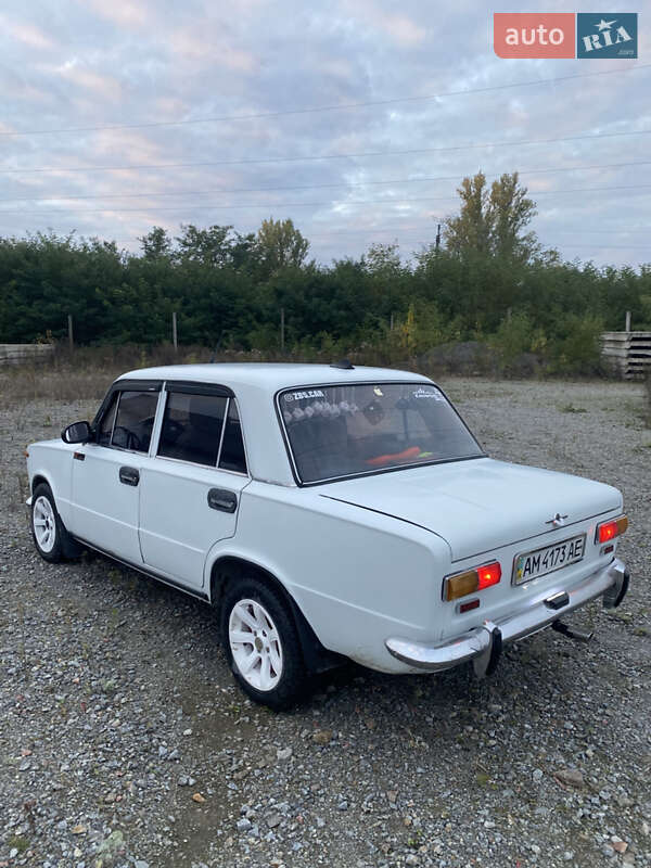 Седан ВАЗ / Lada 2101 1977 в Житомирі