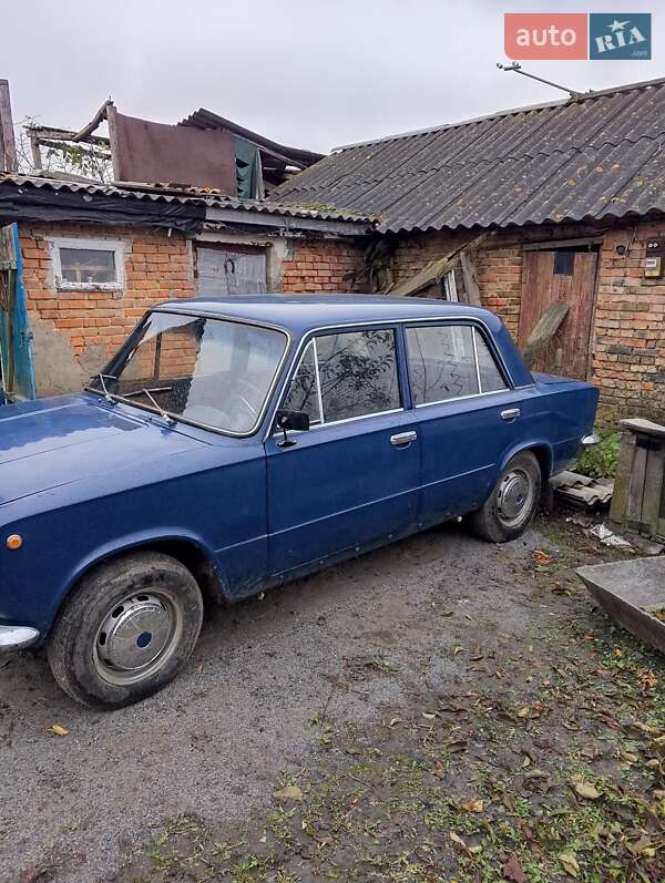 Седан ВАЗ / Lada 2101 1973 в Бродецком фото 4 Седан ВАЗ / Lada 2101 1973 в Бродецком