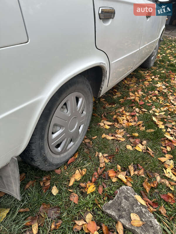 Седан ВАЗ / Lada 2101 1981 в Новомосковске фото 14 Седан ВАЗ / Lada 2101 1981 в Новомосковске