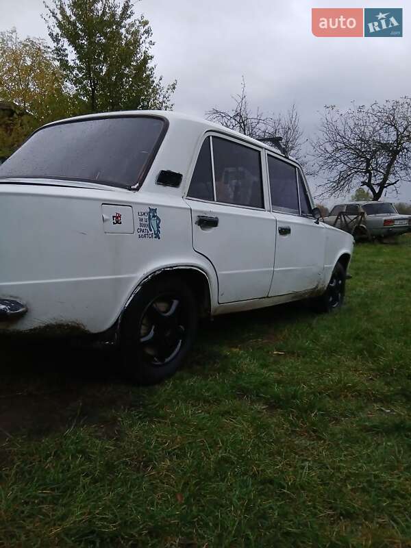 Седан ВАЗ / Lada 2101 1975 в Надворной