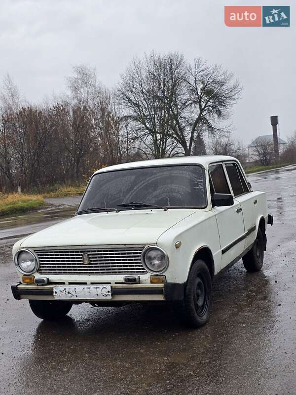 Седан ВАЗ / Lada 2101 1988 в Куликове фото Седан ВАЗ / Lada 2101 1988 в Куликове