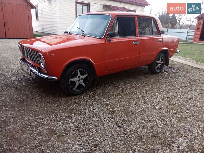 Седан ВАЗ / Lada 2101 1984 в Сторожинце фото 15 Седан ВАЗ / Lada 2101 1984 в Сторожинце