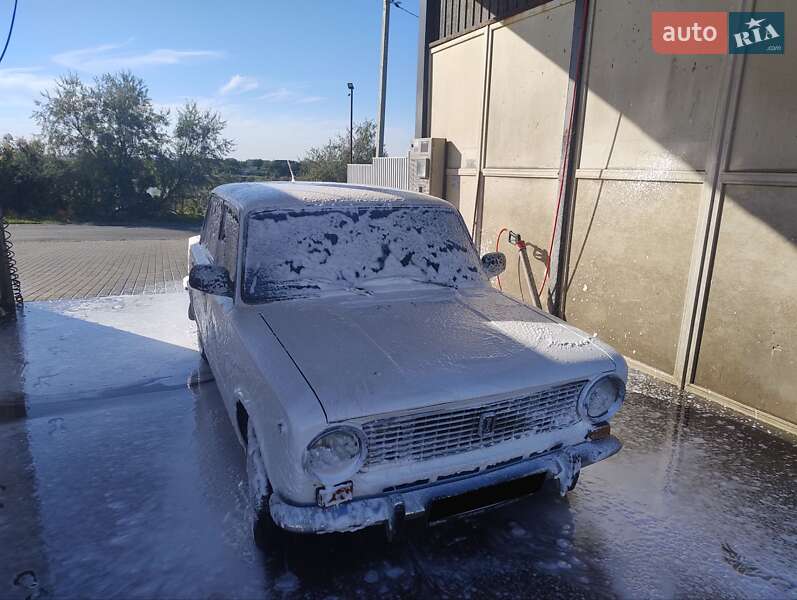 Седан ВАЗ / Lada 2101 1975 в Одессе фото 3 Седан ВАЗ / Lada 2101 1975 в Одессе