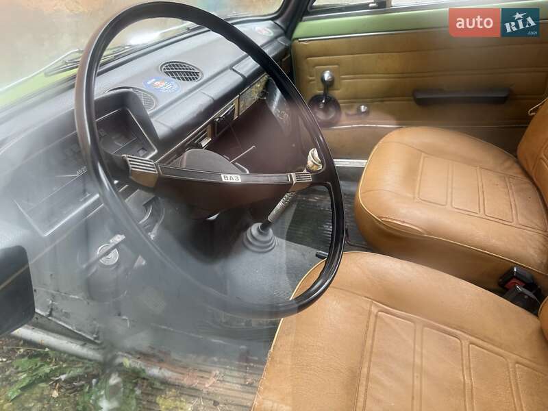 Седан ВАЗ / Lada 2101 1980 в Чернівцях