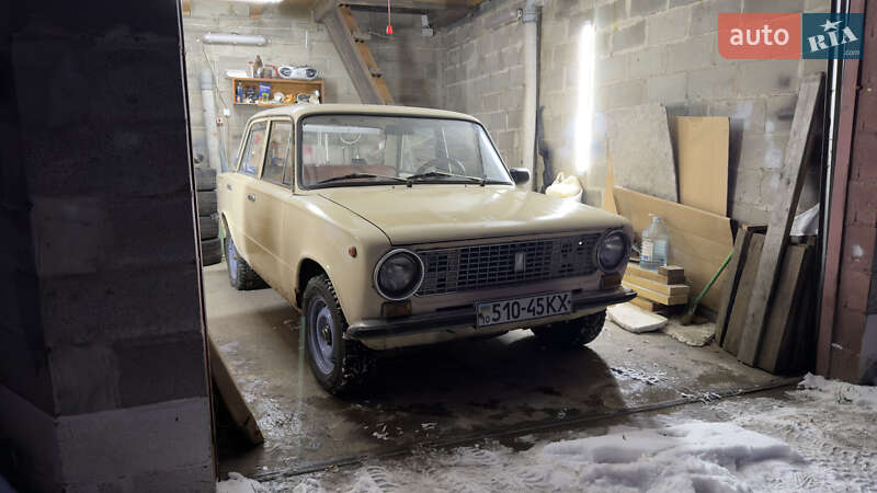 Седан ВАЗ / Lada 2101 1985 в Киеве