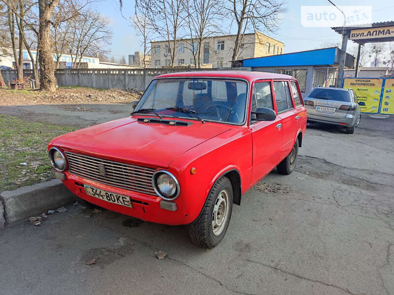 Универсал ВАЗ / Lada 2102 1982 в Киеве