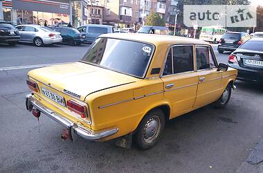 Седан ВАЗ / Lada 2103 1983 в Виннице