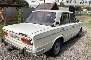 Седан ВАЗ / Lada 2103 1985 в Мукачево