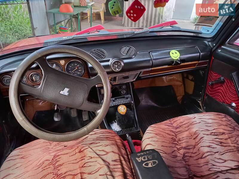 Седан ВАЗ / Lada 2103 1977 в Верхнеднепровске фото 7 Седан ВАЗ / Lada 2103 1977 в Верхнеднепровске