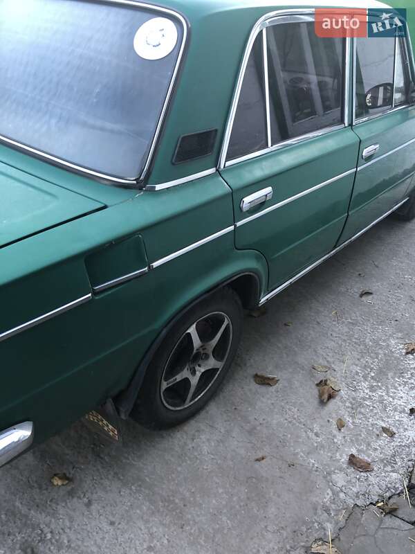 Седан ВАЗ / Lada 2103 1975 в Новомосковске