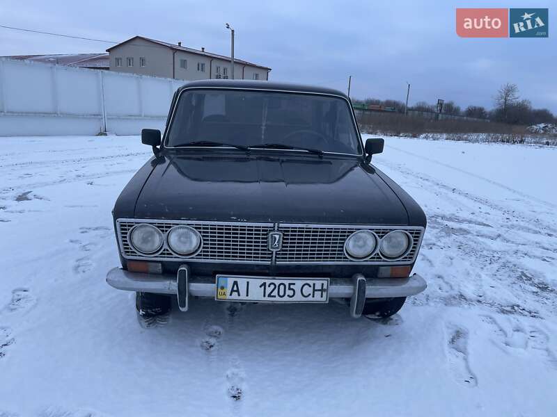Седан ВАЗ / Lada 2103 1975 в Борисполе