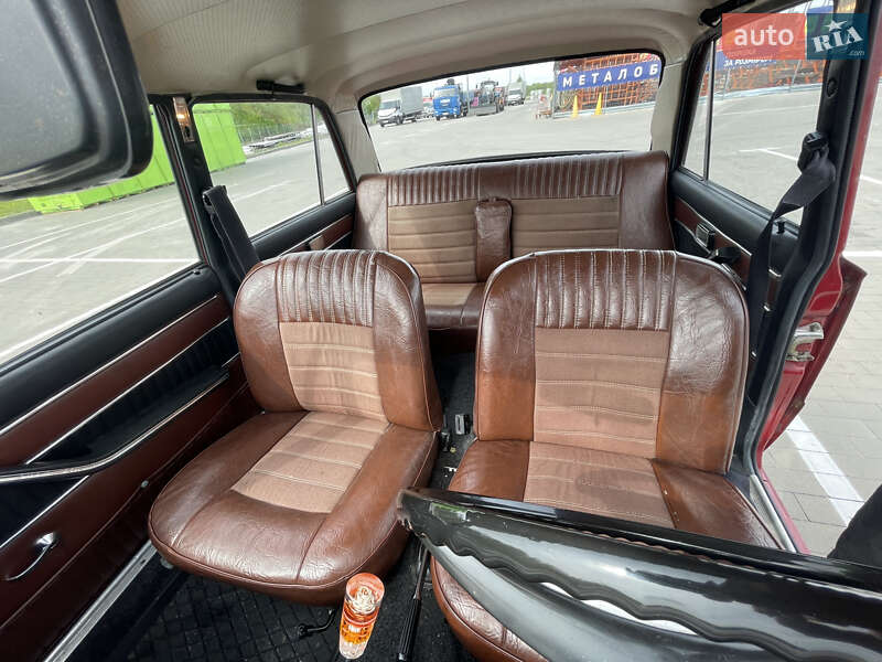 Седан ВАЗ / Lada 2103 1974 в Киеве