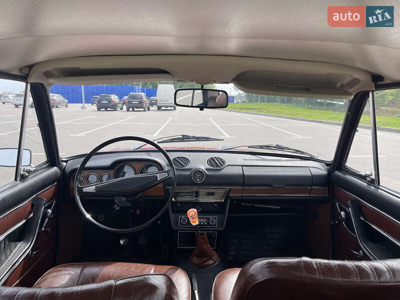 Седан ВАЗ / Lada 2103 1974 в Киеве