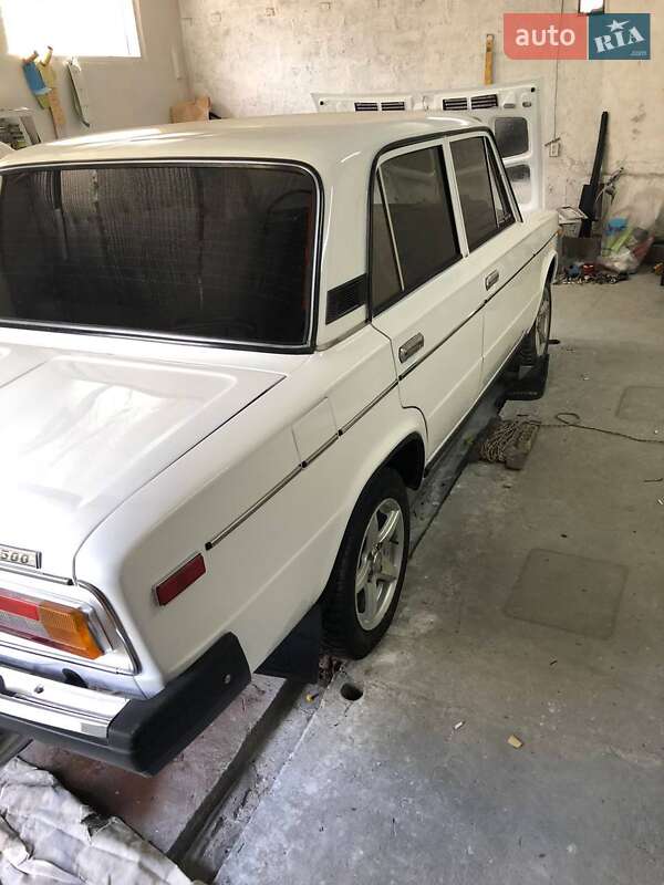 Седан ВАЗ / Lada 2103 1981 в Дніпрі