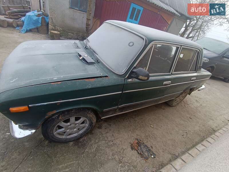Седан ВАЗ / Lada 2103 1980 в Остроге