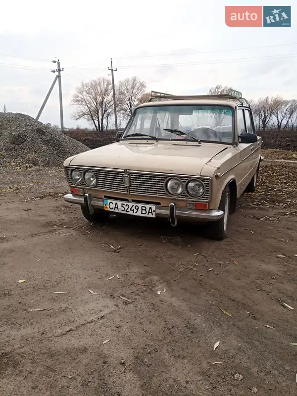 Седан ВАЗ 2103 1981 в 