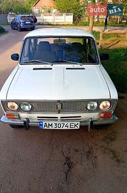 Седан ВАЗ 2103 1983 в Житомире