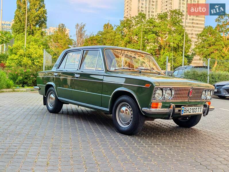 Седан ВАЗ / Lada 2103 1975 в Одессе