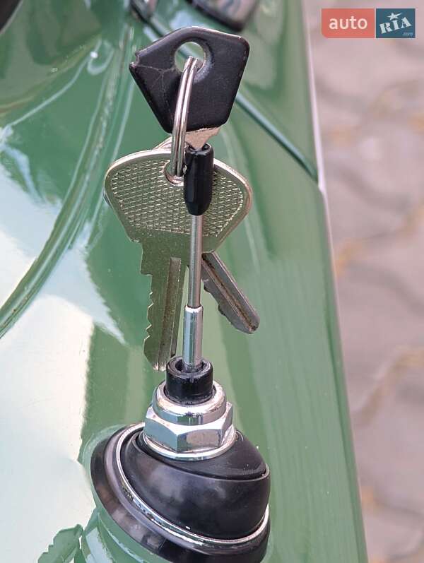 Седан ВАЗ / Lada 2103 1975 в Одессе