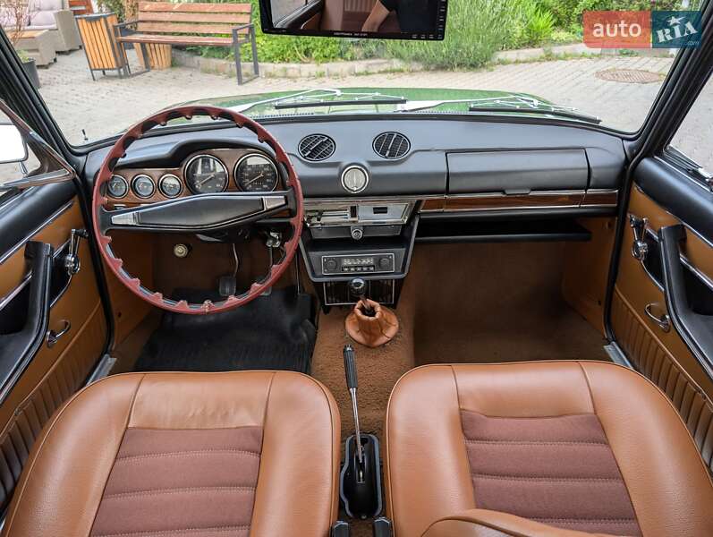 Седан ВАЗ / Lada 2103 1975 в Одессе