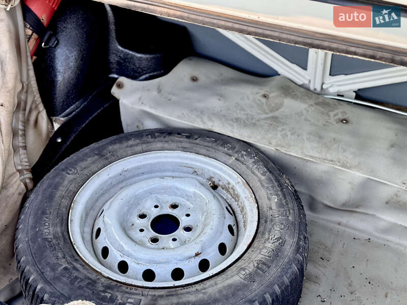 Седан ВАЗ / Lada 2103 1981 в Одесі фото 9 Седан ВАЗ / Lada 2103 1981 в Одесі