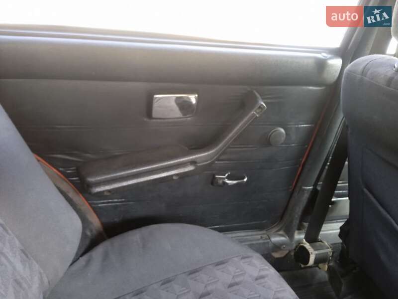 Седан ВАЗ / Lada 2103 1978 в Кривом Роге