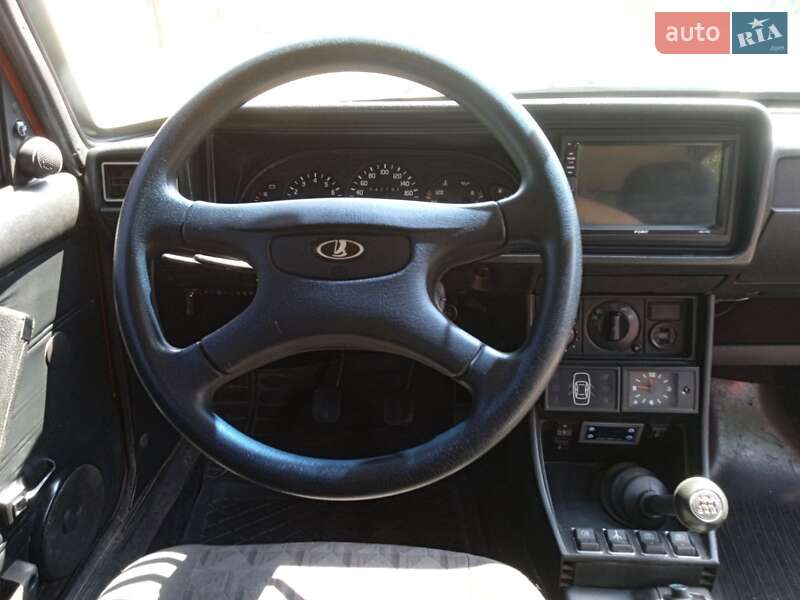 Седан ВАЗ / Lada 2103 1978 в Кривом Роге