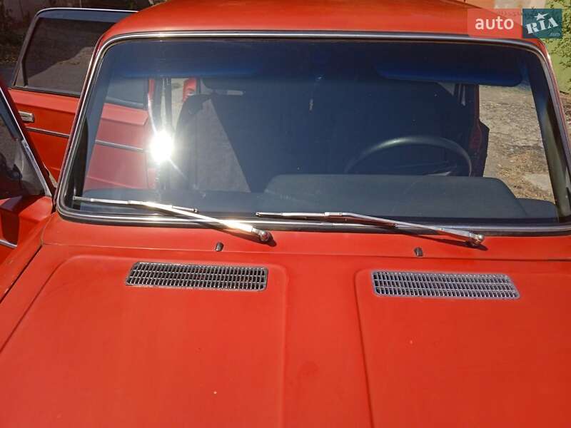 Седан ВАЗ / Lada 2103 1978 в Кривом Роге