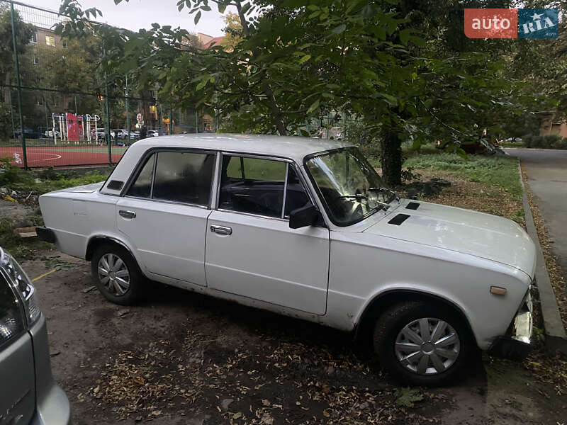 Седан ВАЗ / Lada 2103 1975 в Ужгороде