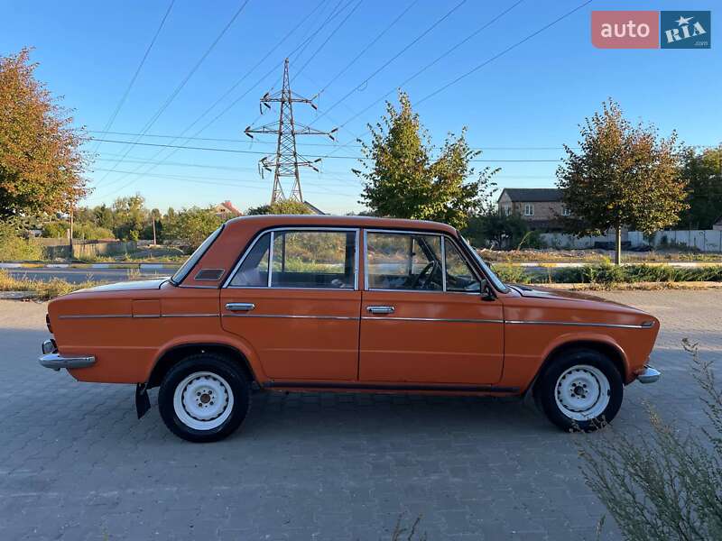 Седан ВАЗ / Lada 2103 1974 в Киеве