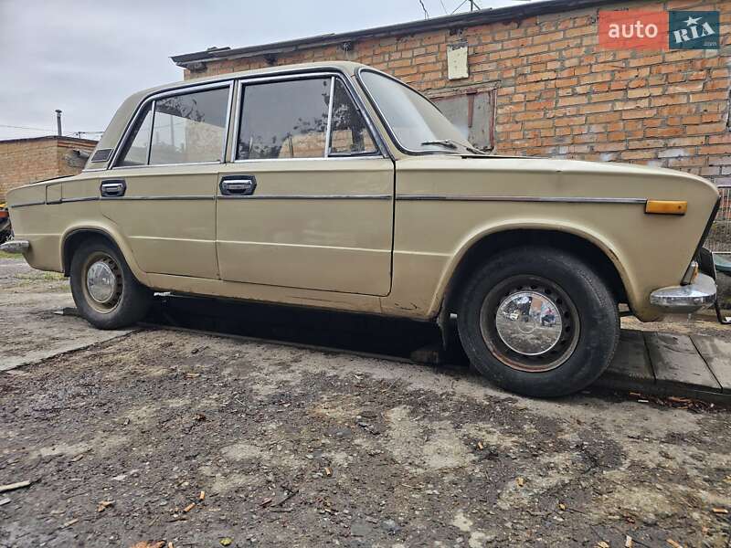 Седан ВАЗ / Lada 2103 1975 в Виннице фото 5 Седан ВАЗ / Lada 2103 1975 в Виннице
