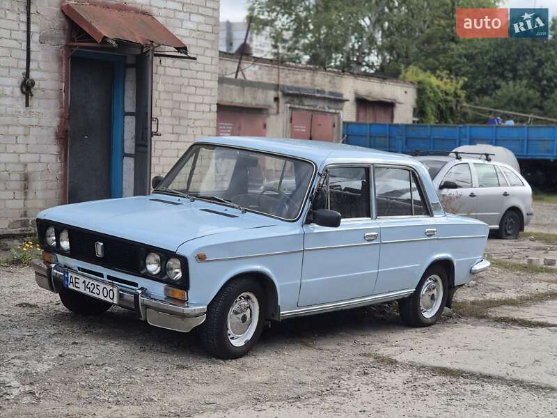 Седан ВАЗ / Lada 2103 1974 в Дніпрі